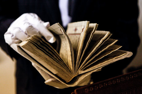 شاه قرآن خوانان چه کسی است؟